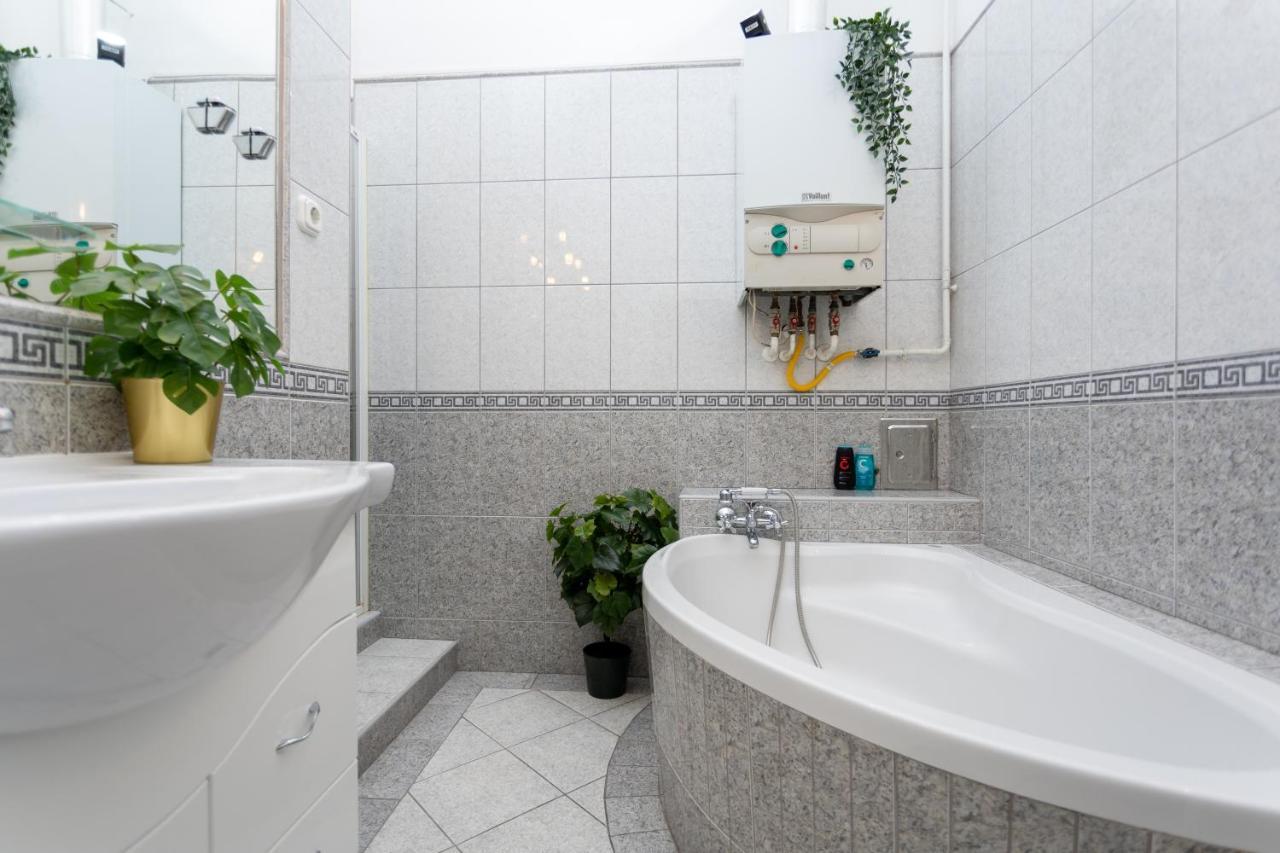 Emerald Suite With Free Parking Budapešť Exteriér fotografie