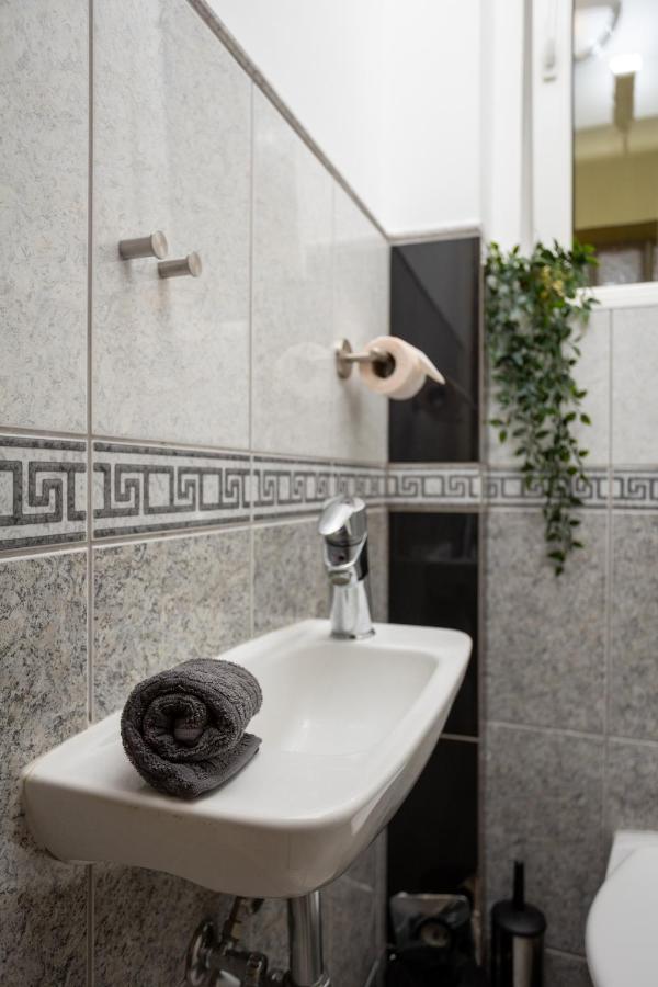 Emerald Suite With Free Parking Budapešť Exteriér fotografie