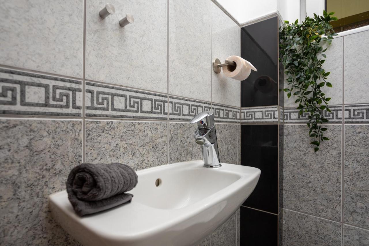 Emerald Suite With Free Parking Budapešť Exteriér fotografie